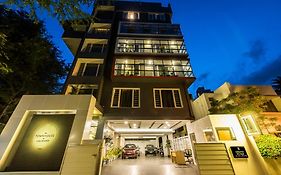 Super Townhouse Mg Road,Bangalore